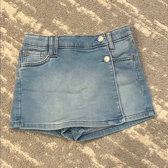 GAP Denim Skort with Button Accents - Picture 1 of 4